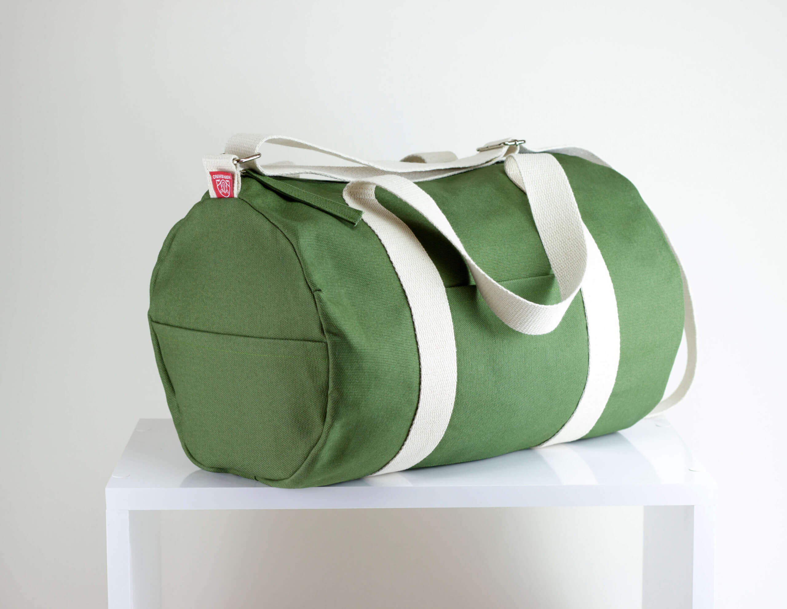 Green Duffle Sports Bag, Medium Size Detachable Webbing Cotton Strap  Washable Zipper Closure Unisex, Gym Yoga Bag, Weekend Bag, Travel Bag