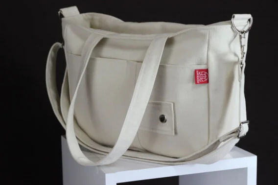 Natural fabric reusable tote Eco friendly shopping carryall Bolso de algodón reciclable Compras ecológico diario Baumwoll Jutebeutel Nachhaltiger Tragetasche Sac toile coton réutilisable Cabas écologique Borsa tessuto naturale riutilizzabile Shopping sostenibile Katoenen draagtas Milieuvriendelijke boodschappentas 纯棉帆布购物袋 环保可重复使用托特包 コットンキャンバスバッグ エコバッグ सूती कैनवास बैग पुन: प्रयोज्य थैला حقيبة قماش قطنية صديقة للبيئة Bolsa de pano algodão reutilizável Sacola ecológica 면 캔버스 쇼핑백 친환경 장바구니