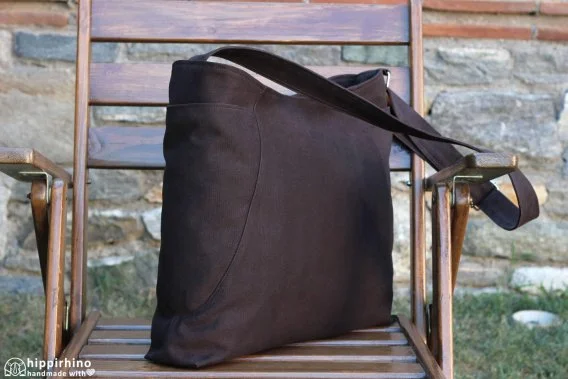 Dark Brown Hobo Bag Side Pockets Large Medium Canvas Shoulder Crossbody Bag Women Daily Use Casual Handmade Vegan Espresso fabric satchel slouchy style ample storage side pouches versatile carrying strap daily accessory handcrafted cruelty free textile shopper deep brown shoulder bag bolso marrón oscuro hobo grande vegano sac hobo marron foncé poche latérale grand besace braune hobo tasche große seitentasche vegane shopper borsa hobo marrone tela grande tracolla vegan borsa marrone hobo donkerbruine hobo tas bruine schoudertas ダークブラウンホーボーバッグ 짙은 갈색 호보 백 حقيبة كتف بنية داكنة saco hobo marrom escuro