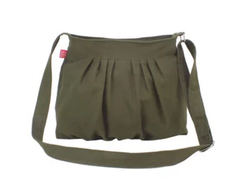 Crossbody shoulder purse pleated canvas utility bag military green sac bandoulière vert foncé bolso cruzado verde militar Umhängetasche gefaltet borsa a tracolla verde militare draagtas canvas groen 帆布バッグ 折りたたみバッグ カーキショルダー कपड़े का बैग कंधे का बैग حقيبة كروس قماشية bolsa transversal verde militar 에코 크로스백