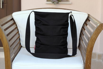 Black small tote bag