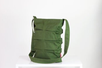 Green small tote bag