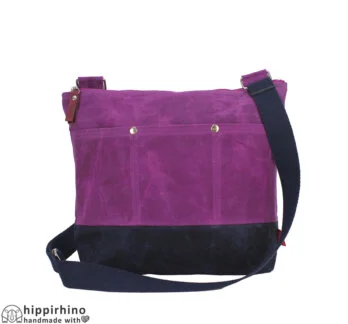 Purple Blue Waxed Medium Size Tote Bag Grape Purple Blue Waxed Canvas Medium Tote Bag Waterproof Fabric Shoulder Carryall Internal Pocket Handmade bolso lona morado azul sac fourre-tout toile cirée violet violett blaue wachs tasche borsa tela cerata viola blu paars blauwe wax 퍼플 블루 왁스 토트 حقيبة يد بنفسجية زرقاء Messenger Bag Unisex Style Day Bag
