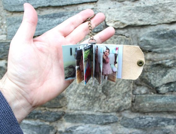 Photo Album Keychain Custom Engraved Genuine Leather Keyring Mini Personalized Album Anniversary Birthday Gift Mother Dad Love Girlfriend