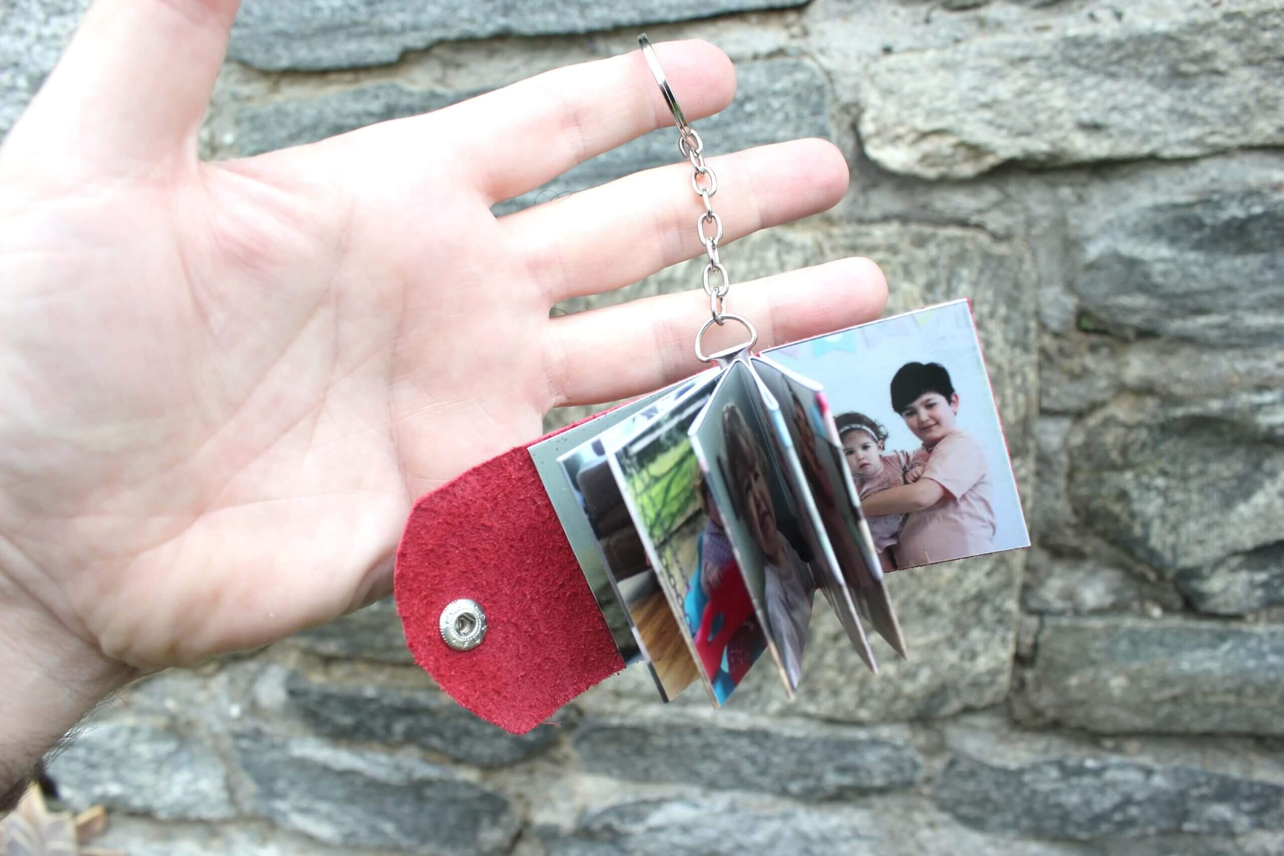 Customized 10 Photo Album Photo Keychain Personalized Red Leather Photo  Album Keychain Pendant Creative Gift For Familys Friends - AliExpress