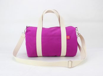 Purple Duffle Bag Medium Size Mini Duffel Bag Sports Workout Bag for Men & Women Fitness Gym Bag %100 Cotton Canvas Carry-On Bag Small Barrel Bag handmade overnight travel sport luggage compact weekender athletic training carryall portable lightweight shoulder tote organizer unisex bolsa deporte viaje gimnasio equipaje fin semana bolso entrenamiento maleta pequena Sporttasche Reisetasche Fitnesstasche Tragetasche Wochenendtasche Turnbeutel sac sport voyage entrainement week end bagage main transportable borsa sportiva viaggio palestra borsone allenamento zaino weekendtas sporttas reistas 旅行包健身包 ボストンバッグスポーツバッグ बैग حقيبة رياضية سفر bolsa viagem esporte academia 더플백 스포츠백 여행가방