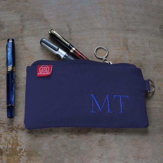 Personalized Pencil Case Embroidered Name Initials Monogram Travel Bag Zipper Pouch Fountain Pen Storage Back to School Supplies Navy Blue custom embroidered name pencil holder cotton canvas personalized student gift handcrafted estuche bordado personalizado algodon regalo estudiante hecho mano Federtasche bestickt personalisiert Baumwolle Geschenk Schüler trousse broderie personnalisee coton cadeau etudiant fait main astuccio ricamato personalizzato cotone regalo studente artigianale dingzhi cixiu mingzi wenjihe mianbu lipin カスタム刺繍ペンケース名前入り綿キャンバス手作りギフト学生オーダーメイド