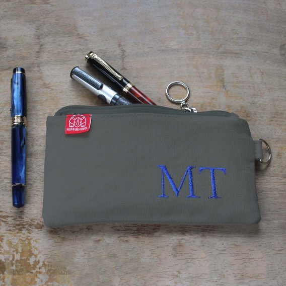Pencil Case Cotton Canvas Personalized Pen Holder Embroidered Name Initials Custom Order Bag Pencil Pouch Zipper Teacher Gift Monogrammed Gray personalized embroidered pencil case custom name cotton canvas handmade pouch monogram gift back to school estuche personalizado bordado nombre algodon hecho a mano regalo escolar portalapices artesanal personalisierte bestickte Federtasche Name Baumwolle handgemacht Geschenk Federmäppchen Stickerei Canvas handgefertigt Stifte Etui Schule trousse personnalisée brodée prénom coton fait main cadeau école pochette crayons broderie canvas artisanal astuccio personalizzato ricamato nome cotone fatto a mano regalo scuola portapenne ricamo canvas artigianale portamatiteStudente dingzhi cixiu mingzi bimao mianbu shougong qianbi dai gexinghua xingming weniju bao lipin xueshengRetry