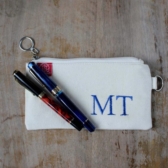 custom ecustom embroidered name pencil holder cotton canvas personalized student gift handcrafted estuche bordado personalizado algodon regalo estudiante hecho mano Federtasche bestickt personalisiert Baumwolle Geschenk Schüler trousse broderie personnalisee coton cadeau etudiant fait main astuccio ricamato personalizzato cotone regalo studente artigianale dingzhi cixiu mingzi wenjihe mianbu lipin カスタム刺繍ペンケース名前入り綿キャンバス手作りギフト学生オーダーメイドmbroidered name pencil holder cotton canvas personalized student gift handcrafted estuche bordado personalizado algodon regalo estudiante hecho mano Federtasche bestickt personalisiert Baumwolle Geschenk Schüler trousse broderie personnalisee coton cadeau etudiant fait main astuccio ricamato personalizzato cotone regalo studente artigianale dingzhi cixiu mingzi wenjihe mianbu lipin カスタム刺繍ペンケース名前入り綿キャンバス手作りギフト学生オーダーメイド