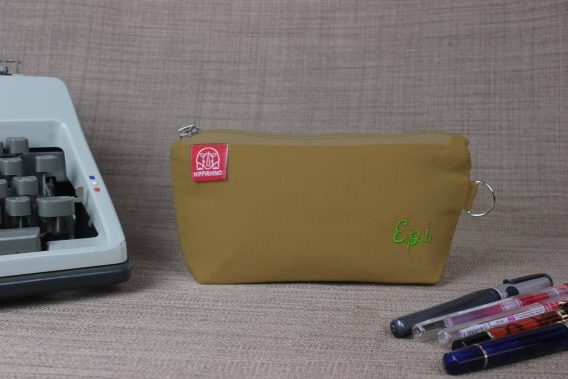 Personalized Canvas Pencil Pouch with Zipper Custom Embroidered Name or Initials Case Handmade Gift Cotton Canvas Monogrammed Makeup Bag Camel Cute fabric storage pouch handmade minimalist style small travel organizer for pens brushes cosmetics stationery gift estuche escolar personalizado Federmäppchen personnalisé trousse maquillage astuccio artigianale etui stoffen kantoortasje 帆布筆袋 キャンバスペンケース पेंसिल बैग حقيبة أقلام estojo de lápis 연필파우치 kosmetiktasche organizer bolsa maquillaje