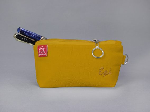 Personalized Pencil Case with Zipper Pouch Custom Embroidered Name Initials Handmade School Supply Organizer Eco Friendly Cotton Cute Gift Yellow Handmade personalized cotton canvas pencil pouch embroidered name case gift idea custom cosmetic bag school organizer estuche personalizado hecho a mano Federmäppchen Baumwolle mit Namen personnalisé trousse brodée astuccio personalizzato fatto a mano 帆布笔袋 定制礼物 キャンバスペンケース 名入れ バッグ regalo unico organizer maquillage
