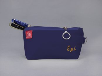 Handmade personalized cotton canvas pencil pouch embroidered name case gift idea custom cosmetic bag school organizer estuche personalizado hecho a mano Federmäppchen Baumwolle mit Namen personnalisé trousse brodée astuccio personalizzato fatto a mano 帆布笔袋 定制礼物 キャンバスペンケース 名入れ バッグ regalo unico organizer maquillage