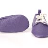 Genuine leather lilac baby shoe soft sole handmade infant moccasins zapato bebé lila cuero genuino suela blanda echtes Leder flieder Baby Schuh weiche Sohle handgefertigt chaussure bébé lilas cuir véritable semelle souple fait main scarpa neonato lillà pelle vera suola morbida artigianale echt leren lila babyschoen zachte zool handgemaakt 淡紫色真皮婴儿鞋软底 ライラック本革ベビーシューズソフトソール बैंगनी असली चमड़ा बच्चे का जूता नरम حذاء طفل جلد أرجواني ناعم sapato bebê lilás couro legítimo macio 라일락 천연 가죽 베이비 슈즈 소프트 Genuine leather lilac baby shoe soft sole handmade infant moccasins zapato bebé lila cuero genuino suela blanda echtes Leder flieder Baby Schuh weiche Sohle handgefertigt chaussure bébé lilas cuir véritable semelle souple fait main scarpa neonato lillà pelle vera suola morbida artigianale echt leren lila babyschoen zachte zool handgemaakt 淡紫色真皮婴儿鞋软底 ライラック本革ベビーシューズソフトソール बैंगनी असली चमड़ा बच्चे का जूता नरम حذاء طفل جلد أرجواني ناعم sapato bebê lilás couro legítimo macio 라일락 천연 가죽 베이비 슈즈 소프트