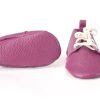 Handmade Dark Pink Genuine Leather Baby Moccasins Patucos bebé cuero rosa oscuro artesanal Dunkelrosa Leder Babyschuhe Moccasins Chaussons bébé cuir rose foncé fait main Scarpine neonato pelle rosa scuro artigianali Donkerroze leren baby mocassins slofjes 手工深粉色真皮婴儿学步鞋 ダークピンク本革ベビーモカシン गहरा गुलाबी असली लेदर बेबी जूते حذاء أطفال موكاسين جلد وردي غامق Sapatinho bebê couro rosa escuro 다크 핑크 천연 가죽 아기 모카신 Handmade Dark Pink Genuine Leather Baby Moccasins Patucos bebé cuero rosa oscuro artesanal Dunkelrosa Leder Babyschuhe Moccasins Chaussons bébé cuir rose foncé fait main Scarpine neonato pelle rosa scuro artigianali Donkerroze leren baby mocassins slofjes 手工深粉色真皮婴儿学步鞋 ダークピンク本革ベビーモカシン गहरा गुलाबी असली लेदर बेबी जूते حذاء أطفال موكاسين جلد وردي غامق Sapatinho bebê couro rosa escuro 다크 핑크 천연 가죽 아기 모카신