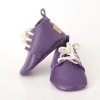 Genuine leather lilac baby shoe soft sole handmade infant moccasins zapato bebé lila cuero genuino suela blanda echtes Leder flieder Baby Schuh weiche Sohle handgefertigt chaussure bébé lilas cuir véritable semelle souple fait main scarpa neonato lillà pelle vera suola morbida artigianale echt leren lila babyschoen zachte zool handgemaakt 淡紫色真皮婴儿鞋软底 ライラック本革ベビーシューズソフトソール बैंगनी असली चमड़ा बच्चे का जूता नरम حذاء طفل جلد أرجواني ناعم sapato bebê lilás couro legítimo macio 라일락 천연 가죽 베이비 슈즈 소프트