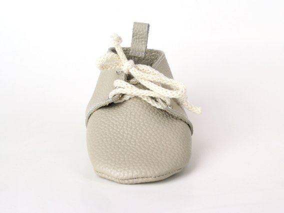 Handmade Cream Genuine Leather Baby Moccasins Shoes Patucos bebé cuero natural crema artesanal Weiche Leder Babyschuhe Creme Chaussons bébé cuir crème fait main Scarpine neonato pelle crema artigianali Baby mocassins crèmewit leer 手工米色真皮婴儿学步鞋 クリーム色の本革ベビーモカシン क्रीम रंग के असली लेदर बेबी जूते حذاء أطفال موكاسين جلد طبيعي كريمي Sapatinho bebê couro legítimo creme 크림 컬러 천연 가죽 아기 모카신 Handmade Cream Genuine Leather Baby Moccasins Shoes Patucos bebé cuero natural crema artesanal Weiche Leder Babyschuhe Creme Chaussons bébé cuir crème fait main Scarpine neonato pelle crema artigianali Baby mocassins crèmewit leer 手工米色真皮婴儿学步鞋 クリーム色の本革ベビーモカシン क्रीम रंग के असली लेदर बेबी जूते حذاء أطفال موكاسين جلد طبيعي كريمي Sapatinho bebê couro legítimo creme 크림 컬러 천연 가죽 아기 모카신