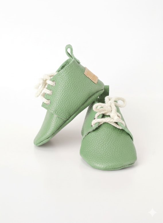 Leather Baby Moccasins Soft Sole Crib Shoes Barefoot Newborn Footwear Padded Insole Unique Shower Gift Breathable Full Grain Leather Booties