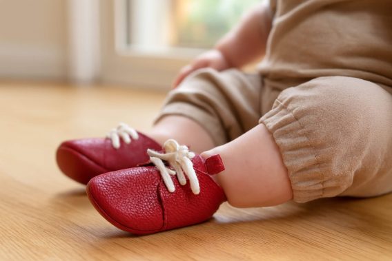 Red leather baby moccasins shoes soft sole handmade infant zapatos bebé rojos cuero mocasines suela blanda rote Leder Baby Mokassins weiche Sohle handgefertigt chaussures bébé rouges cuir mocassins semelle souple scarpe neonato rosse pelle mocassini suola morbida artigianale rode leren baby moccasins zachte zool 红色皮革婴儿鞋软底 赤いレザーベビーモカシンソフトソール लाल चमड़ा बच्चे के जूते नरम حذاء طفل جلد أحمر ناعم sapato bebê vermelho couro sola macia 레드 가죽 베이비 모카신 소프트 Red leather baby moccasins shoes soft sole handmade infant zapatos bebé rojos cuero mocasines suela blanda rote Leder Baby Mokassins weiche Sohle handgefertigt chaussures bébé rouges cuir mocassins semelle souple scarpe neonato rosse pelle mocassini suola morbida artigianale rode leren baby moccasins zachte zool 红色皮革婴儿鞋软底 赤いレザーベビーモカシンソフトソール लाल चमड़ा बच्चे के जूते नरम حذاء طفل جلد أحمر ناعم sapato bebê vermelho couro sola macia 레드 가죽 베이비 모카신 소프트
