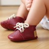 Red leather baby moccasins shoes soft sole handmade infant zapatos bebé rojos cuero mocasines suela blanda rote Leder Baby Mokassins weiche Sohle handgefertigt chaussures bébé rouges cuir mocassins semelle souple scarpe neonato rosse pelle mocassini suola morbida artigianale rode leren baby moccasins zachte zool 红色皮革婴儿鞋软底 赤いレザーベビーモカシンソフトソール लाल चमड़ा बच्चे के जूते नरम حذاء طفل جلد أحمر ناعم sapato bebê vermelho couro sola macia 레드 가죽 베이비 모카신 소프트