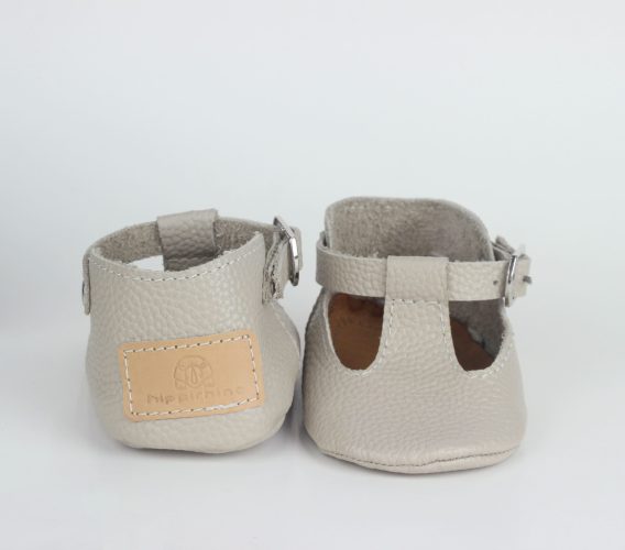 Baby buckle shoes soft sole sandals top grain leather Babyschuhe mit Schnalle weiche Sohle Sandalen aus Leder Chaussures bébé à boucle sandales semelle souple cuir Zapatos de bebé con hebilla sandalias suela blanda cuero Scarpe neonato con fibbia sandali suola morbida pelle Baby schoentjes met gesp sandalen zachte zool leer レザーベビーシューズ バックル付き ソフトソール サンダル 婴儿扣带软底凉鞋顶级全粒面皮