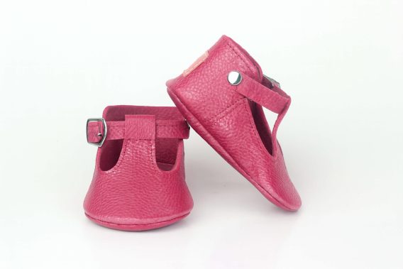 Pink real leather baby shoes Moccasins Slippers Infant Toddlers Newborn Gift Rosa Leder-Babyschuhe Mokassins Geschenk Chaussons bébé cuir rose mocassins cadeau Zapatos bebé cuero rosa mocasines regalo Scarpe neonato pelle rosa mocassini regalo Roze leren babyschoentjes mocassins cadeau ピンクの本革ベビーシューズ モカシン ギフト 粉色真皮婴儿鞋莫卡辛鞋礼品