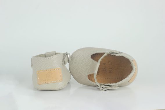 Baby buckle shoes soft sole sandals top grain leather Babyschuhe mit Schnalle weiche Sohle Sandalen aus Leder Chaussures bébé à boucle sandales semelle souple cuir Zapatos de bebé con hebilla sandalias suela blanda cuero Scarpe neonato con fibbia sandali suola morbida pelle Baby schoentjes met gesp sandalen zachte zool leer レザーベビーシューズ バックル付き ソフトソール サンダル 婴儿扣带软底凉鞋顶级全粒面皮