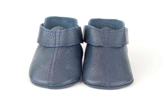 Genuine leather baby shoes soft sole moccasins navy blue zapatos bebé cuero genuino suela blanda azul marino echtes Leder Baby Schuhe weiche Sohle dunkelblau chaussures bébé cuir véritable semelle souple bleu marine scarpe neonato pelle vera suola morbida blu navy echt leren babyschoen zachte zool donkerblauw 真皮婴儿鞋软底海军蓝 本革ベビーシューズソフトソールネイビー असली चमड़ा बच्चे के जूते नरम नेवी حذاء طفل جلد ناعم أزرق كحلي sapato bebê couro legítimo sola macia azul 천연 가죽 베이비 슈즈 소프트 네이비