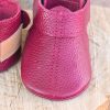 Leather baby shoes soft sole pink moccasins genuine handmade zapatos bebé cuero suela blanda rosa mocasines genuino Leder Baby Schuhe weiche Sohle rosa Mokassins echt chaussures bébé cuir semelle souple rose mocassins véritable scarpe neonato pelle suola morbida rosa mocassini vera leren babyschoen zachte zool roze moccasins echt handgemaakt 粉色真皮婴儿鞋软底手工 ピンク本革ベビーシューズソフトソール गुलाबी असली चमड़ा जूते हस्तनिर्मित أحذية طفل وردي جلد طبيعي sapatos bebê couro rosa legítimo artesanal 핑크 천연 가죽 베이비 슈즈 수제