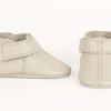 Leather baby shoes soft sole moccasins genuine cowhide beige zapatos bebé cuero suela blanda mocasines piel beige Leder Baby Schuhe weiche Sohle Mokassins Rindsleder chaussures bébé cuir semelle souple mocassins beige scarpe neonato pelle suola morbida mocassini vera pelle leren babyschoen zachte zool moccasins rundleer beige 婴儿皮革鞋软底真牛皮米色 レザーベビーシューズソフトソール本革ベージュ चमड़ा जूते नरम असली गाय चमड़ा बेज أحذية طفل جلد ناعم بقري بيج sapatos bebê couro sola macia bege 가죽 베이비 슈즈 소프트 천연 소가죽