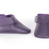 Leather baby shoes soft sole lilac moccasins handmade zapatos bebé cuero suela blanda lila mocasines Leder Baby Schuhe weiche Sohle flieder Mokassins chaussures bébé cuir semelle souple lilas mocassins scarpe neonato pelle suola morbida lillà mocassini leren babyschoen zachte zool lila moccasins 淡紫色皮革婴儿鞋软底 ライラックレザーベビーシューズソフトソール बैंगनी चमड़ा जूते नरम أحذية طفل أرجواني ناعمة sapatos bebê couro lilás sola macia 라일락 가죽 베이비 슈즈 소프트