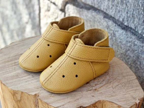 Mustard yellow leather baby shoes soft sole perforated moccasins zapatos bebé cuero mostaza suela blanda perforados senfgelb Leder Baby Schuhe weiche Sohle perforiert chaussures bébé cuir moutarde semelle souple perforé scarpe neonato pelle giallo senape suola morbida traforata mosterdgeel leren babyschoen zachte zool geperforeerd 芥末黄皮革婴儿鞋软底打孔 マスタードイエローレザーベビーシューズパンチング सरसों पीला चमड़ा जूते छिद्रित أحذية طفل جلد أصفر مثقبة sapatos bebê couro mostarda perfurado 머스타드 옐로우 가죽 베이비 슈즈 펀칭 Mustard yellow leather baby shoes soft sole perforated moccasins zapatos bebé cuero mostaza suela blanda perforados senfgelb Leder Baby Schuhe weiche Sohle perforiert chaussures bébé cuir moutarde semelle souple perforé scarpe neonato pelle giallo senape suola morbida traforata mosterdgeel leren babyschoen zachte zool geperforeerd 芥末黄皮革婴儿鞋软底打孔 マスタードイエローレザーベビーシューズパンチング सरसों पीला चमड़ा जूते छिद्रित أحذية طفل جلد أصفر مثقبة sapatos bebê couro mostarda perfurado 머스타드 옐로우 가죽 베이비 슈즈 펀칭