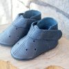 Navy blue leather baby shoe perforated soft sole moccasins zapato bebé azul marino cuero perforado suela blanda dunkelblau Leder Baby Schuh perforiert weiche Sohle chaussure bébé bleu marine cuir perforé semelle souple scarpa neonato blu navy pelle traforata suola morbida donkerblauw leren babyschoen geperforeerd zachte zool 海军蓝皮革婴儿鞋打孔软底 ネイビーレザーベビーシューズパンチング नेवी चमड़ा बच्चे के जूते छिद्रित नरम حذاء طفل أزرق مثقب ناعم sapato bebê azul marinho couro perfurado 네이비 가죽 베이비 슈즈 펀칭 소프트 Navy blue leather baby shoe perforated soft sole moccasins zapato bebé azul marino cuero perforado suela blanda dunkelblau Leder Baby Schuh perforiert weiche Sohle chaussure bébé bleu marine cuir perforé semelle souple scarpa neonato blu navy pelle traforata suola morbida donkerblauw leren babyschoen geperforeerd zachte zool 海军蓝皮革婴儿鞋打孔软底 ネイビーレザーベビーシューズパンチング नेवी चमड़ा बच्चे के जूते छिद्रित नरम حذاء طفل أزرق مثقب ناعم sapato bebê azul marinho couro perfurado 네이비 가죽 베이비 슈즈 펀칭 소프트