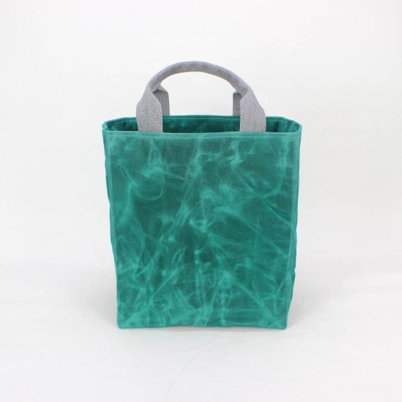 Handmade Green Waxed Canvas Tote Bag, Yeşil Mumlu Kanvas Tote Çanta, Bolso tote lona encerada verde, Grüne gewachste Canvas Tasche, Sac cabas toile cirée verte, Borsa tote tela cerata verde, Groene gewaxte canvas shopper, 绿色蜡帆布托特包, グリーン ワックスキャンバス トート, हरा वैक्स्ड कैनवास टोट बैग, حقيبة توت قماش مشمع أخضر, Bolsa tote lona encerada verde, 그린 왁스 캔버스 토트백