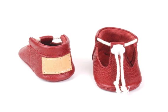 Handmade Red Leather Baby Shoes Moccasins, Kırmızı Deri Bebek Makosen Patik, Mocasines de bebé en cuero rojo, Rote Baby-Mokassins aus Leder, Mocassins bébé en cuir rouge, Mocassini neonato in pelle rossa, Rode leren babymocassins, 红色真皮婴儿软底鞋, レッド レザー ベビーモカシン, लाल चमड़े के बेबी मोजे, حذاء موكاسين جلdi للأطفال باللون الأحمر, Sapatinho mocassim de couro vermelho, 레드 가죽 아기 모카신 슬리퍼