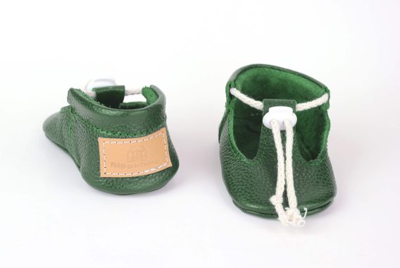 Handmade Green Leather Baby Shoes, Yeşil Deri Bebek Ayakkabısı, Zapatos de bebé en cuero verde, Grüne Baby-Lederschuhe, Chaussures bébé en cuir vert, Scarpine neonato in pelle verde, Groene leren babyschoentjes, 绿色真皮婴儿鞋, グリーン レザー ベビーシューズ, हरे चमड़े के बेबी जूते, حذاء طفل جلدي أخضر, Sapatinho de couro verde para bebê, 그린 가죽 아기 신발