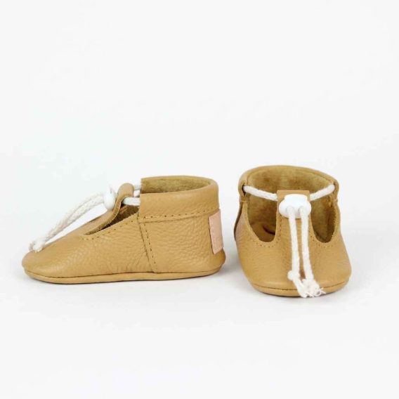 Handmade Yellow Soft Sole Leather Baby Shoes, Sarı Deri Bebek Patiği Yumuşak Taban, Zapatos de bebé en cuero amarillo suela blanda, Gelbe weiche Lederschuhe für Babys, Chaussons bébé cuir souple jaune, Scarpine neonato pelle suola morbida, Gele leren babyslofjes met zachte zool, 黄色真皮软底婴儿鞋, イエロー ソフトソール レザー ベビーシューズ, पीले नरम सोल वाले लेदर बेबी जूते, حذاء أطفال جلدي نعل ناعم أصفر, Sapatinho de couro sola macia amarelo, 옐로우 소프트솔 가죽 아기 신발