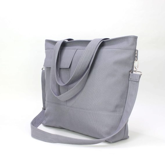 Handmade Light Gray Cotton Canvas Tote Bag with Crossbody Strap, Gri Pamuklu Kanvas Tote Çanta ve Askı, Bolso tote lona gris con bandolera, Graue Canvas Tasche mit Schultergurt, Sac cabas en toile grise avec bandoulière, Borsa tote in tela grigia con tracolla, Grijze katoenen canvas shopper met riem, 灰色帆布托特包带斜挎带, グレー コットン キャンバス トートバッグ, ग्रे कॉटन कैनवास टोट बैग स्ट्रैप के साथ, حقيبة توت قطنية رمادية بحزام كروس, Bolsa tote lona cinza com alça transversal, 그레이 코튼 캔버스 토트백 크로스백