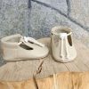 Handmade Cream Leather Baby Shoes, Krem Deri Bebek Ayakkabısı, Zapatos de bebé en cuero crema, Cremefarbene Baby-Lederschuhe, Chaussures bébé en cuir crème, Scarpine neonato in pelle crema, Crème leren babyschoentjes, 米黄色真皮婴儿鞋, クリーム レザー ベビーシューズ, क्रीम चमड़े के बेबी जूते, حذاء طفل جلدي كريمي, Sapatinho de couro creme para bebê, 크림 가죽 아기 신발