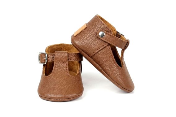 Handmade Tan Brown Leather Baby T-Strap Shoes, Taba Rengi Deri Bebek T-Strap Ayakkabı, Zapatos T-strap de bebé en cuero marrón claro, Tan-Braune Baby-T-Strap-Schuhe aus Leder, Chaussures T-strap bébé en cuir marron tanné, Scarpine T-strap neonato in pelle color cuoio, Tan bruine leren baby T-strap schoentjes, 棕褐色真皮婴儿T型带鞋, タンブラウン レザー ベビー Tストラップシューズ, टैन ब्राउन लेदर बेबी टी-स्ट्रैप जूते, حذاء طفل جلدي بحزام تي لون بني فاتح, Sapatinho T-strap de couro marrom tan para bebê, 태닝 브라운 가죽 아기 T스트랩 신발 Handmade Tan Brown Leather Baby T-Strap Shoes, Taba Rengi Deri Bebek T-Strap Ayakkabı, Zapatos T-strap de bebé en cuero marrón claro, Tan-Braune Baby-T-Strap-Schuhe aus Leder, Chaussures T-strap bébé en cuir marron tanné, Scarpine T-strap neonato in pelle color cuoio, Tan bruine leren baby T-strap schoentjes, 棕褐色真皮婴儿T型带鞋, タンブラウン レザー ベビー Tストラップシューズ, टैन ब्राउन लेदर बेबी टी-स्ट्रैप जूते, حذاء طفل جلدي بحزام تي لون بني فاتح, Sapatinho T-strap de couro marrom tan para bebê, 태닝 브라운 가죽 아기 T스트랩 신발
