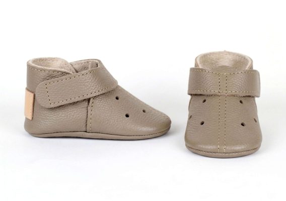 Handmade Stone Color Leather Baby Shoes, Taş Rengi Deri Bebek Ayakkabısı, Zapatos de bebé cuero color piedra, Steinfarbene Baby-Lederschuhe, Chaussures bébé cuir couleur pierre, Scarpine neonato pelle color pietra, Steenkleurige leren babyschoentjes, 石头色真皮婴儿鞋, ストーンカラー レザー ベビーシューズ, स्टोन कलर लेदर बेबी जूते, حذاء طفل جلدي لون حجر, Sapatinho de couro cor pedra, 스톤 컬러 가죽 아기 신발