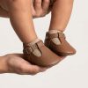 Handmade Tan Brown Leather Baby T-Strap Shoes, Taba Rengi Deri Bebek T-Strap Ayakkabı, Zapatos T-strap de bebé en cuero marrón claro, Tan-Braune Baby-T-Strap-Schuhe aus Leder, Chaussures T-strap bébé en cuir marron tanné, Scarpine T-strap neonato in pelle color cuoio, Tan bruine leren baby T-strap schoentjes, 棕褐色真皮婴儿T型带鞋, タンブラウン レザー ベビー Tストラップシューズ, टैन ब्राउन लेदर बेबी टी-स्ट्रैप जूते, حذاء طفل جلدي بحزام تي لون بني فاتح, Sapatinho T-strap de couro marrom tan para bebê, 태닝 브라운 가죽 아기 T스트랩 신발