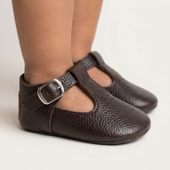 Handmade Dark Brown Leather Baby T-Strap Shoes, Koyu Kahverengi Deri Bebek T-Strap Ayakkabı, Zapatos de bebé cuero marrón, Dunkelbraune Baby-Lederschuhe, Chaussures bébé cuir marron, Scarpine neonato pelle marrone, Bruine leren babyschoentjes, 深棕色真皮婴儿鞋, ダークブラウン レザー ベビーシューズ, डार्क ब्राउन लेदर बेबी जूते, حذاء طفل جلدي بني داكن, Sapatinho de couro marrom, 다크 브라운 가죽 아기 신발 Handmade Dark Brown Leather Baby T-Strap Shoes, Koyu Kahverengi Deri Bebek T-Strap Ayakkabı, Zapatos de bebé cuero marrón, Dunkelbraune Baby-Lederschuhe, Chaussures bébé cuir marron, Scarpine neonato pelle marrone, Bruine leren babyschoentjes, 深棕色真皮婴儿鞋, ダークブラウン レザー ベビーシューズ, डार्क ब्राउन लेदर बेबी जूते, حذاء طفل جلدي بني داكن, Sapatinho de couro marrom, 다크 브라운 가죽 아기 신발