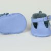 Baby blue leather shoes moccasin soft sole infant booties zapatos bebé azul celeste cuero mocasines suela blanda babyblau Leder Baby Schuhe Mokassins weiche Sohle chaussures bébé bleu ciel cuir mocassins semelle souple scarpe neonato azzurro pelle mocassini suola morbida babyblauw leren babyschoen moccasins zachte zool 浅蓝色皮革婴儿鞋软底 ベビーブルーレザーベビーシューズモカシン हल्का नीला चमड़ा जूते नरम أحذية طفل أزرق فاتح ناعمة sapatos bebê azul bebê couro sola macia 베이비 블루 가죽 베이비 슈즈 모카신