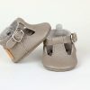 Handmade Stone Color Leather Baby T-Strap Shoes, Taş Rengi Deri Bebek T-Strap Ayakkabı, Zapatos T-strap de bebé en cuero color piedra, Steinfarbene Baby-T-Strap-Schuhe aus Leder, Chaussures T-strap bébé en cuir couleur pierre, Scarpine T-strap neonato in pelle color pietra, Steenkleurige leren baby T-strap schoentjes, 石头色真皮婴儿T型带鞋, ストーンカラー レザー ベビー Tストラップシューズ, स्टोन कलर लेदर बेबी टी-स्ट्रैप जूते, حذاء طفل جلدي بحزام تي لون حجر, Sapatinho T-strap de couro cor pedra para bebê, 스톤 컬러 가죽 아기 T스트랩 신발 Handmade Stone Color Leather Baby T-Strap Shoes, Taş Rengi Deri Bebek T-Strap Ayakkabı, Zapatos T-strap de bebé en cuero color piedra, Steinfarbene Baby-T-Strap-Schuhe aus Leder, Chaussures T-strap bébé en cuir couleur pierre, Scarpine T-strap neonato in pelle color pietra, Steenkleurige leren baby T-strap schoentjes, 石头色真皮婴儿T型带鞋, ストーンカラー レザー ベビー Tストラップシューズ, स्टोन कलर लेदर बेबी टी-स्ट्रैप जूते, حذاء طفل جلدي بحزام تي لون حجر, Sapatinho T-strap de couro cor pedra para bebê, 스톤 컬러 가죽 아기 T스트랩 신발