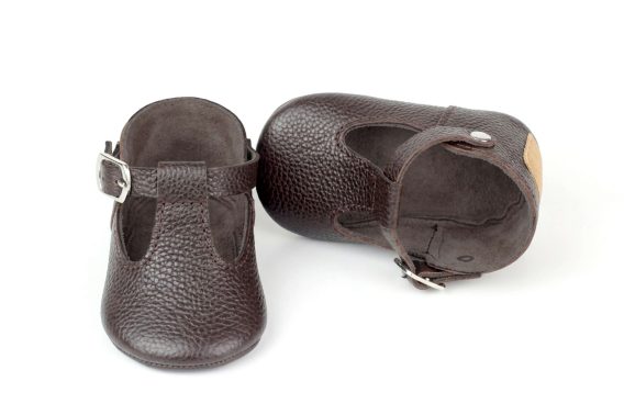 Handmade Dark Brown Leather Baby T-Strap Shoes, Koyu Kahverengi Deri Bebek T-Strap Ayakkabı, Zapatos de bebé cuero marrón, Dunkelbraune Baby-Lederschuhe, Chaussures bébé cuir marron, Scarpine neonato pelle marrone, Bruine leren babyschoentjes, 深棕色真皮婴儿鞋, ダークブラウン レザー ベビーシューズ, डार्क ब्राउन लेदर बेबी जूते, حذاء طفل جلدي بني داكن, Sapatinho de couro marrom, 다크 브라운 가죽 아기 신발 Handmade Dark Brown Leather Baby T-Strap Shoes, Koyu Kahverengi Deri Bebek T-Strap Ayakkabı, Zapatos de bebé cuero marrón, Dunkelbraune Baby-Lederschuhe, Chaussures bébé cuir marron, Scarpine neonato pelle marrone, Bruine leren babyschoentjes, 深棕色真皮婴儿鞋, ダークブラウン レザー ベビーシューズ, डार्क ब्राउन लेदर बेबी जूते, حذاء طفل جلدي بني داكن, Sapatinho de couro marrom, 다크 브라운 가죽 아기 신발