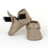 Handmade Stone Color Leather Baby Shoes, Taş Rengi Deri Bebek Ayakkabısı, Zapatos de bebé cuero color piedra, Steinfarbene Baby-Lederschuhe, Chaussures bébé cuir couleur pierre, Scarpine neonato pelle color pietra, Steenkleurige leren babyschoentjes, 石头色真皮婴儿鞋, ストーンカラー レザー ベビーシューズ, स्टोन कलर लेदर बेबी जूते, حذاء طفل جلدي لون حجر, Sapatinho de couro cor pedra, 스톤 컬러 가죽 아기 신발