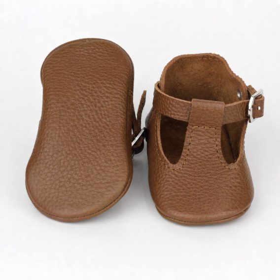 Handmade Tan Brown Leather Baby T-Strap Shoes, Taba Rengi Deri Bebek T-Strap Ayakkabı, Zapatos T-strap de bebé en cuero marrón claro, Tan-Braune Baby-T-Strap-Schuhe aus Leder, Chaussures T-strap bébé en cuir marron tanné, Scarpine T-strap neonato in pelle color cuoio, Tan bruine leren baby T-strap schoentjes, 棕褐色真皮婴儿T型带鞋, タンブラウン レザー ベビー Tストラップシューズ, टैन ब्राउन लेदर बेबी टी-स्ट्रैप जूते, حذاء طفل جلدي بحزام تي لون بني فاتح, Sapatinho T-strap de couro marrom tan para bebê, 태닝 브라운 가죽 아기 T스트랩 신발