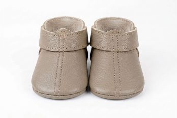 Handmade Stone Color Leather Baby Shoes, Taş Rengi Deri Bebek Ayakkabısı, Zapatos de bebé cuero color piedra, Steinfarbene Baby-Lederschuhe, Chaussures bébé cuir couleur pierre, Scarpine neonato pelle color pietra, Steenkleurige leren babyschoentjes, 石头色真皮婴儿鞋, ストーンカラー レザー ベビーシューズ, स्टोन कलर लेदर बेबी जूते, حذاء طفل جلدي لون حجر, Sapatinho de couro cor pedra, 스톤 컬러 가죽 아기 신발 Handmade Stone Color Leather Baby Shoes, Taş Rengi Deri Bebek Ayakkabısı, Zapatos de bebé cuero color piedra, Steinfarbene Baby-Lederschuhe, Chaussures bébé cuir couleur pierre, Scarpine neonato pelle color pietra, Steenkleurige leren babyschoentjes, 石头色真皮婴儿鞋, ストーンカラー レザー ベビーシューズ, स्टोन कलर लेदर बेबी जूते, حذاء طفل جلدي لون حجر, Sapatinho de couro cor pedra, 스톤 컬러 가죽 아기 신발