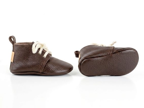 Handmade Dark Brown Leather Baby Lace-Up Boots, Koyu Kahverengi Bağcıklı Deri Bebek Patiği Ayakkabı, Botines de bebé cordones cuero marrón oscuro, Dunkelbraune Baby-Schnürboots aus Leder, Bottines bébé lacets cuir marron foncé, Scarpine neonato stringate pelle marrone, Donkerbruine leren baby veterschoentjes, 深棕色系带真皮婴儿鞋, ダークブラウン レザー ベビー レースアップブーツ, डार्क ब्राउन लेदर बेबी लेस-अप जूते, حذاء طفل جلدي برباط بني داكن, Sapatinho de couro marrom escuro com cadarço, 다크 브라운 가죽 아기 레이스업 부티 Handmade Dark Brown Leather Baby Lace-Up Boots, Koyu Kahverengi Bağcıklı Deri Bebek Patiği Ayakkabı, Botines de bebé cordones cuero marrón oscuro, Dunkelbraune Baby-Schnürboots aus Leder, Bottines bébé lacets cuir marron foncé, Scarpine neonato stringate pelle marrone, Donkerbruine leren baby veterschoentjes, 深棕色系带真皮婴儿鞋, ダークブラウン レザー ベビー レースアップブーツ, डार्क ब्राउन लेदर बेबी लेस-अप जूते, حذاء طفل جلدي برباط بني داكن, Sapatinho de couro marrom escuro com cadarço, 다크 브라운 가죽 아기 레이스업 부티