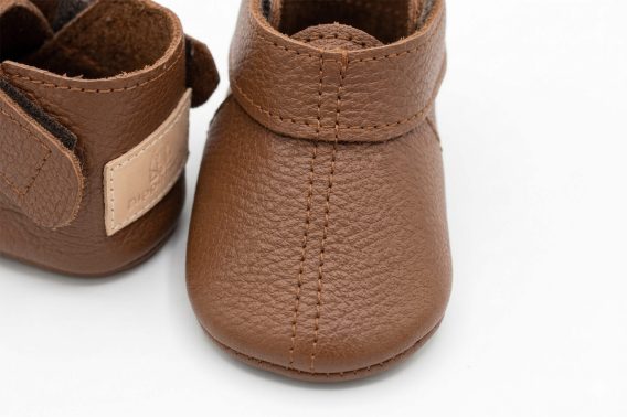 Handmade Tan Brown Leather Baby Shoes, Taba Rengi Deri Bebek Ayakkabısı, Zapatos de bebé cuero marrón claro, Tan-Braune Baby-Lederschuhe, Chaussures bébé cuir marron tanné, Scarpine neonato pelle color cuoio, Tan bruine leren babyschoentjes, 棕褐色真皮婴儿鞋, タンブラウン レザー ベビーシューズ, टैन ब्राउन लेदर बेबी जूते, حذاء طفل جلدي بني فاتح, Sapatinho de couro marrom tan, 태닝 브라운 가죽 아기 신발